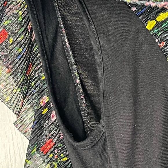 Anthropologie Vanessa Virginia Flutter Sleeve Top Sz XS Black Floral Ruffle - Picture 9 of 15